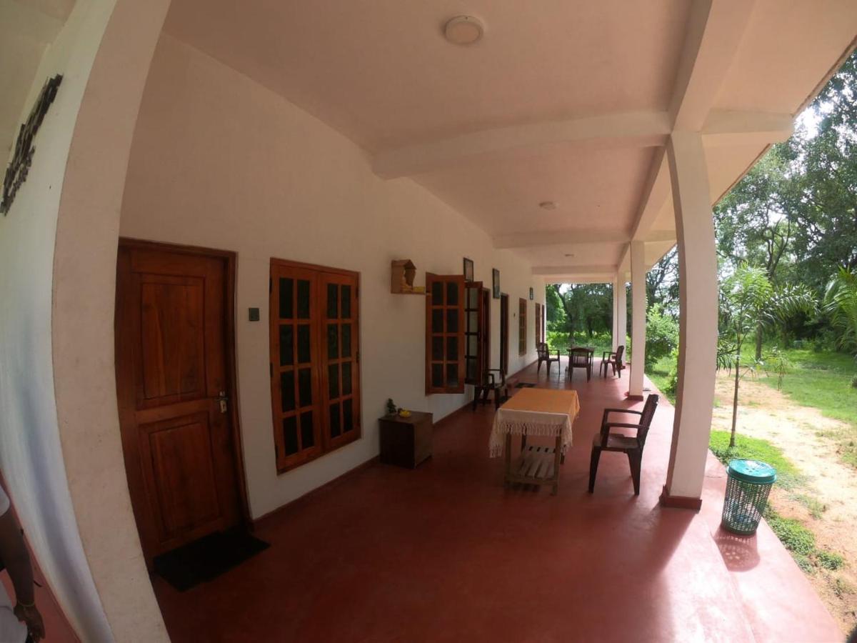 Punkalasa Tourist Lodge Anuradhápura Exteriér fotografie