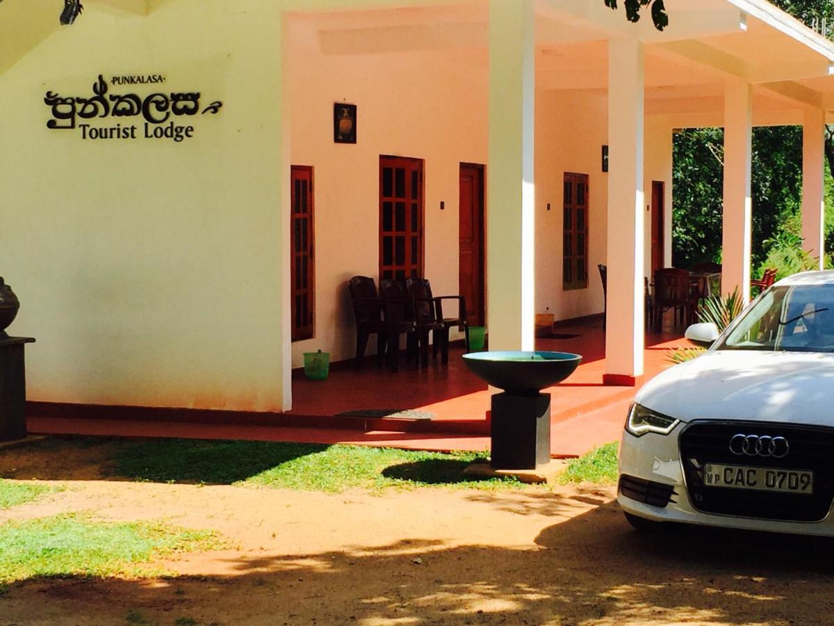 Punkalasa Tourist Lodge Anuradhápura Exteriér fotografie